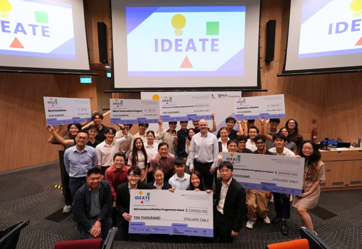 All finalists and judges with prize cheques at the IDEATE 2025 finale